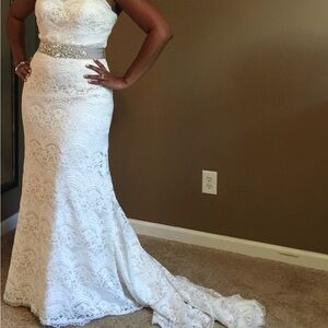 Ivory & Champagne Scalloped Lace Wedding Gown with Crystal Sash (Size 12)